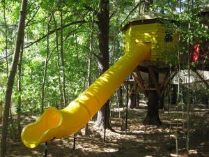 Outdoor Adventure Park- Image 1 / 3